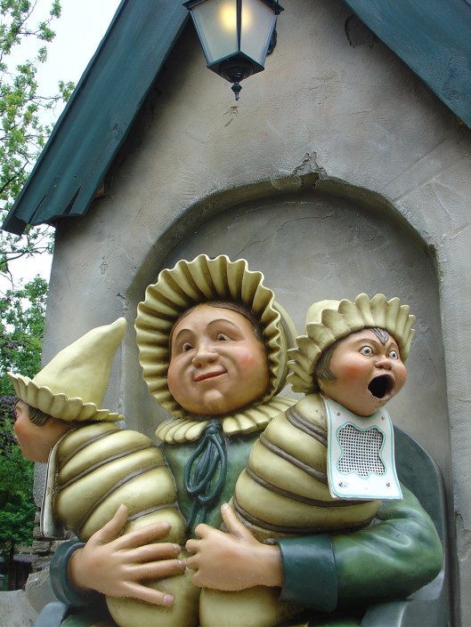 Mother with Babies Litter Bin