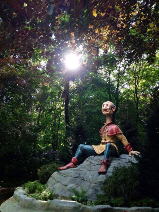 945065_590832734283626_95724385_n