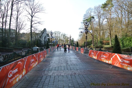 Here are the barriers for the run, passing the Octopus Restaurant.